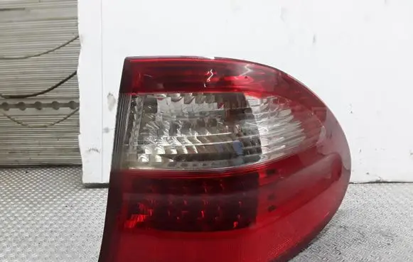 Mercedes-Benz E W211 Rear/tail lights A2118201664