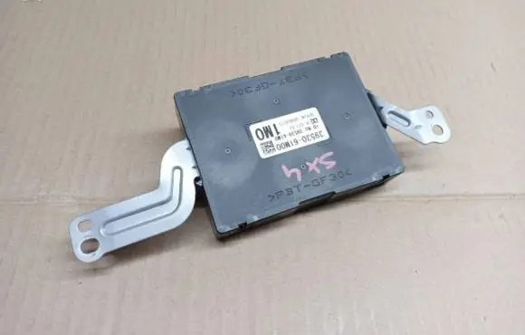 Suzuki SX4 S-Cross Climate control unit 3953061M00 H0003273 3953061M0
