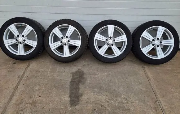 Mercedes-Benz E W212 R17 alloy rim A2124013902