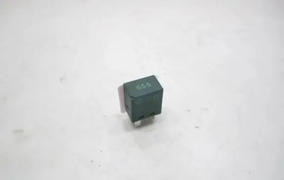 Volkswagen Caddy Other relay 8X0951253A 2235408E V23074A1001X114