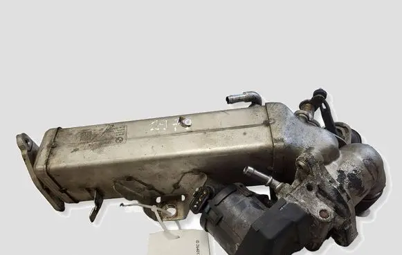 BMW 3 E90 E91 EGR valve 7810751