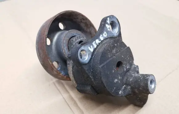 Toyota Avensis Verso Alternator belt tensioner 4447