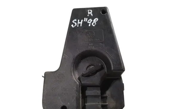 Volkswagen Sharan Tail light bulb cover holder 7M0945258A