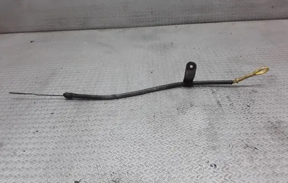 Mazda 6 Oil level dip stick 