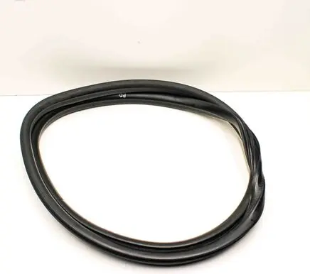 Volvo V60 Rubber seal front door (on door) 31335806