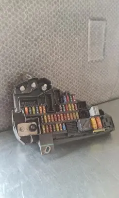 BMW 5 E60 E61 Fuse box set 6906603