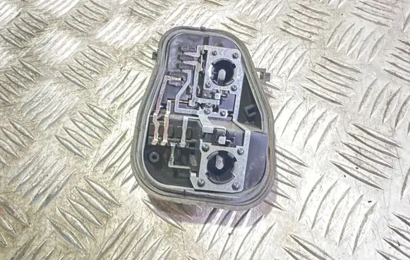 Audi A6 S6 C6 4F Tail light bulb cover holder 4F9945221B