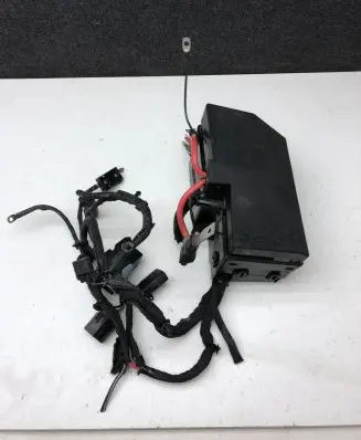 Volvo V40 Fuse box set AV6T14A067AD