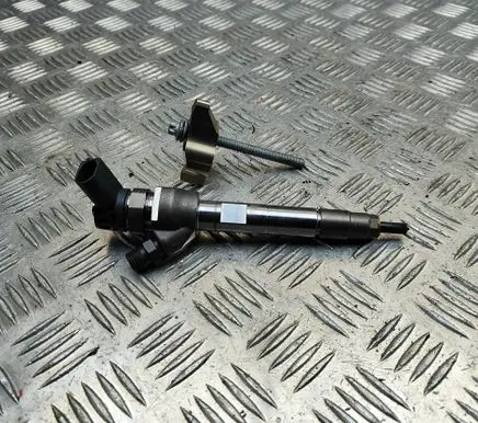 BMW X3 F25 Fuel injector 8514148 0445110743