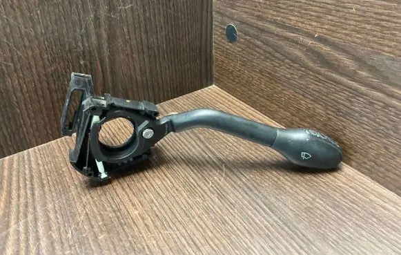 Volkswagen Polo Wiper control stalk 6K6953503B