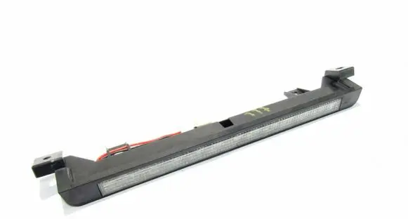 Nissan Almera Tino Third/center stoplight 26590BU000
