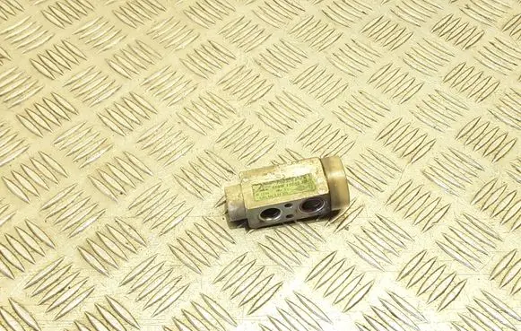 Seat Alhambra (Mk1) Air conditioning (A/C) expansion valve 7M0820679A 95NW19849AB