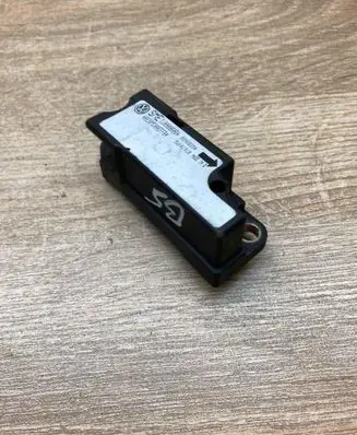 Volkswagen PASSAT B5 Airbag control unit/module 1J0909606N 5WK41910