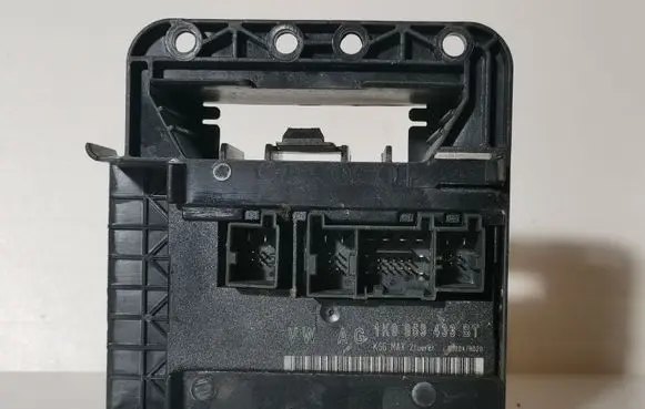 Volkswagen Golf V Comfort/convenience module 1K0959433BT