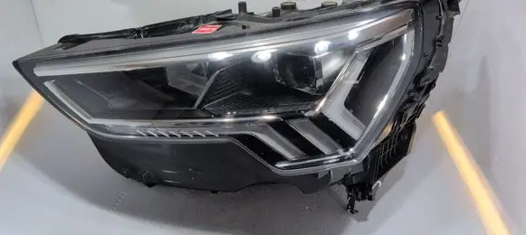Audi Q3 F3 Headlight/headlamp 83A941033