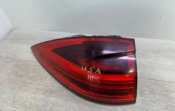 Porsche Cayenne (92A) Rear/tail lights 7P5945207H 95863106101
