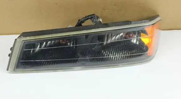 Chevrolet Colorado Front indicator light 21998035 16532587A
