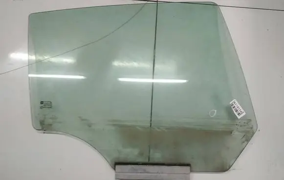 Rear door window glass