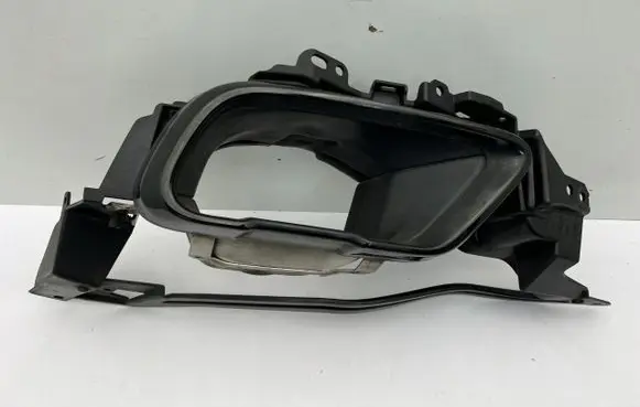 BMW X7 G07 Muffler mount bracket/holder 8078669