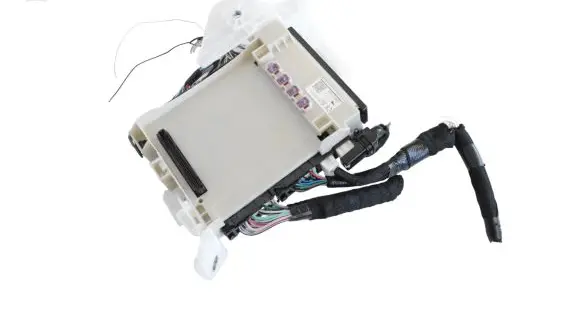 Lexus ES 250 - 300 - 330 Fuse box set 8273033Q30C 8273033Q30