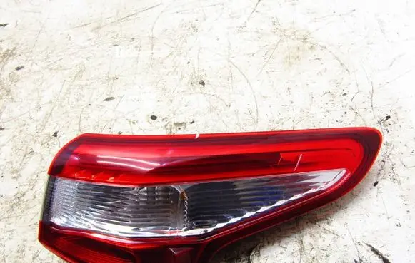 Nissan Qashqai Rear/tail lights 265504EA0A