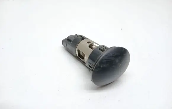 Peugeot 307 12 V Socket (rear) 