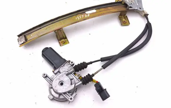 Mitsubishi 3000 GT Front door window regulator with motor CH1100100 8621004092