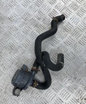 Toyota Prius (XW50) Water pump G9040-47040