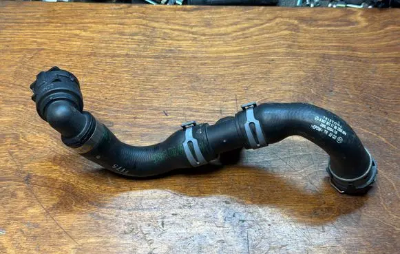 Mercedes-Benz Sprinter W907 W910 Engine coolant pipe/hose A9075011100 A9075011100zGS004