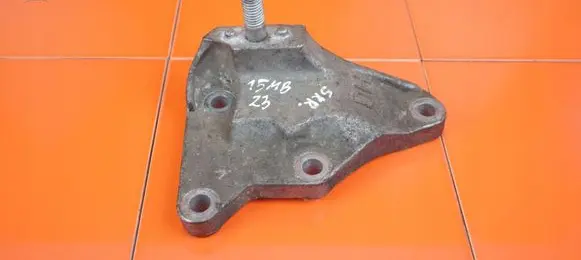 Ford Mondeo MK V Gearbox mounting bracket DS737M125HB T7CE