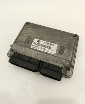 Skoda Fabia Mk1 (6Y) Engine control unit/module 047906033C WP4420310