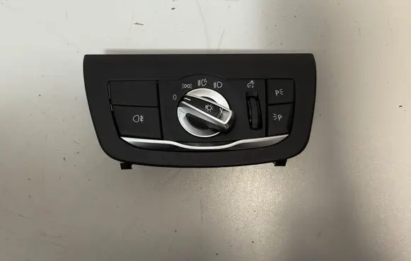 Light switch