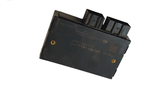 Audi Q7 4L Tow bar trailer control unit/module 4E0907383J