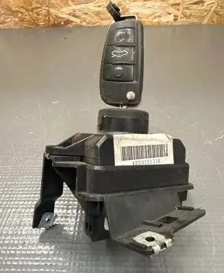 Audi Q7 4L Ignition lock 4F0910131E