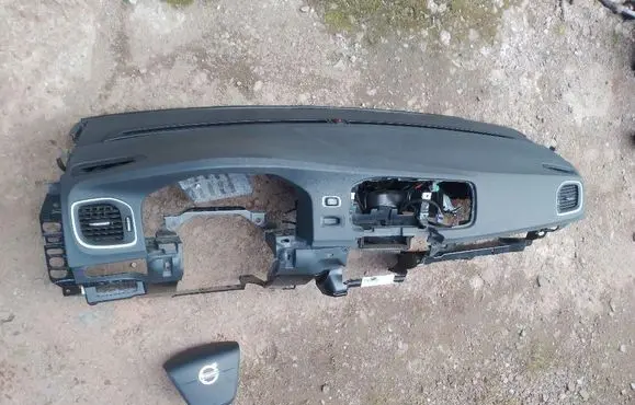 Volvo V60 Dashboard 8635955