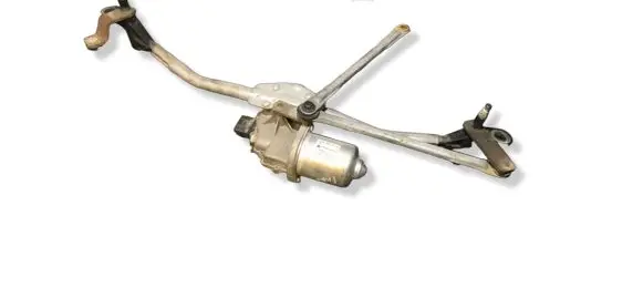 Skoda Fabia Mk2 (5J) Front wiper linkage and motor 5J1955113B 121031ASZV0857