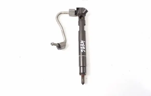 Mercedes-Benz SLK R172 Fuel injector A6510702887