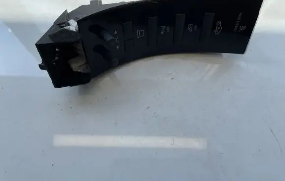 Mercedes-Benz S W221 ESP (stability program) switch a2218701758 3356040200