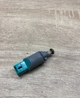 Renault Megane II Brake pedal sensor switch 8200168240
