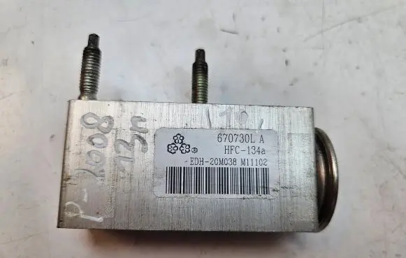 Peugeot 2008 I Air conditioning (A/C) expansion valve 670730L