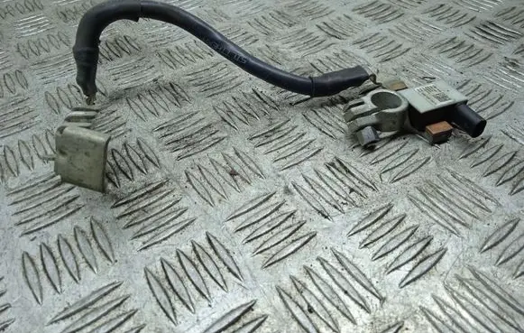 Audi A3 S3 8V Negative earth cable (battery) 5Q0915181E