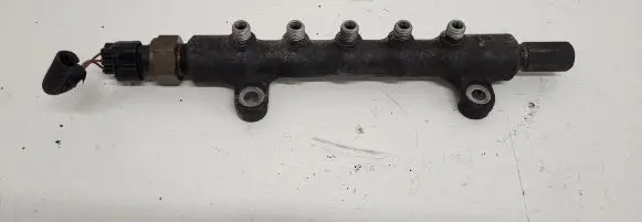 Fuel main line pipe