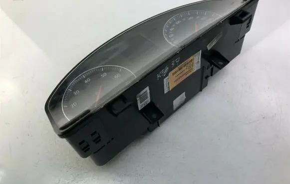 Volkswagen Golf V Speedometer (instrument cluster) 1K0920853AX K3537