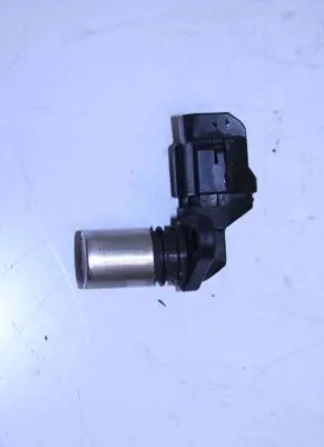 Volvo V70 Camshaft position sensor 30713485