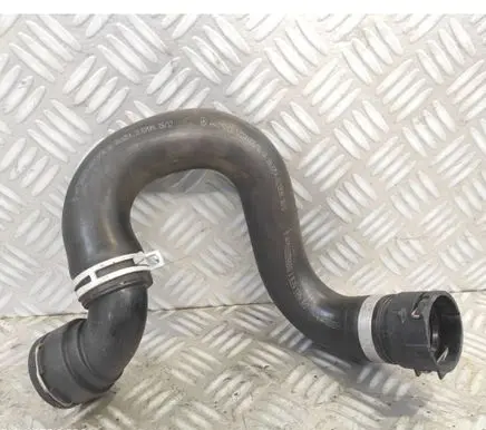Mercedes-Benz Vito Viano W447 Engine coolant pipe/hose A4475013182