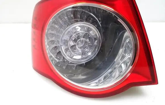 Volkswagen Jetta V Rear/tail lights 1K5945095G