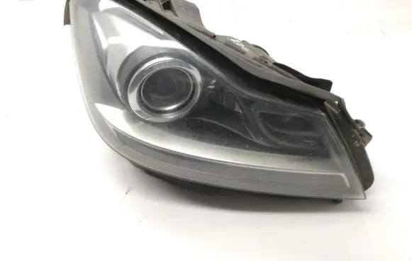 Mercedes-Benz C W204 Headlight/headlamp