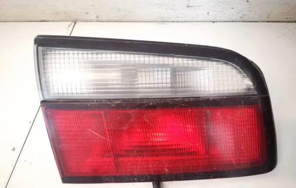 Mazda 626 Tailgate rear/tail lights p2267