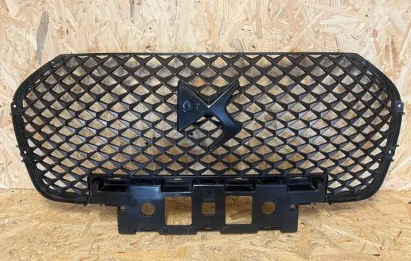 Citroen DS7 Crossback Front bumper upper radiator grill 962773 9820329177