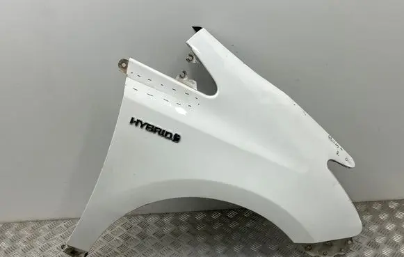 Toyota Prius+ (ZVW40) Fender 
